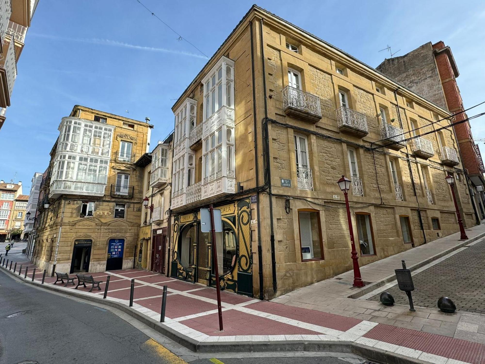 Buhardilla Centrica Para Parejas Haro Exterior foto